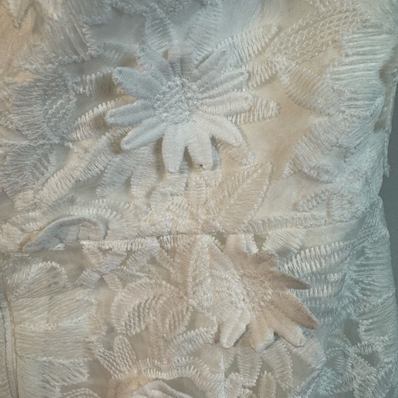 Lulus Elevated Sensation White 3D Floral Embroidered Midi Dress M - Picture 5 of 15